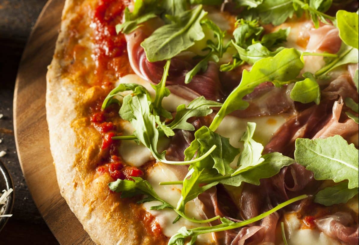 Fresh Prosciutto and Arugula Pizza with Marinara Sauce